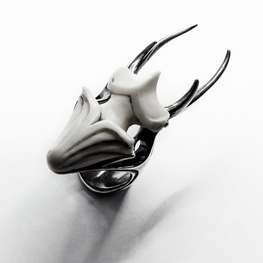 STAG BEETLE RING - Macabre Gadgets Store