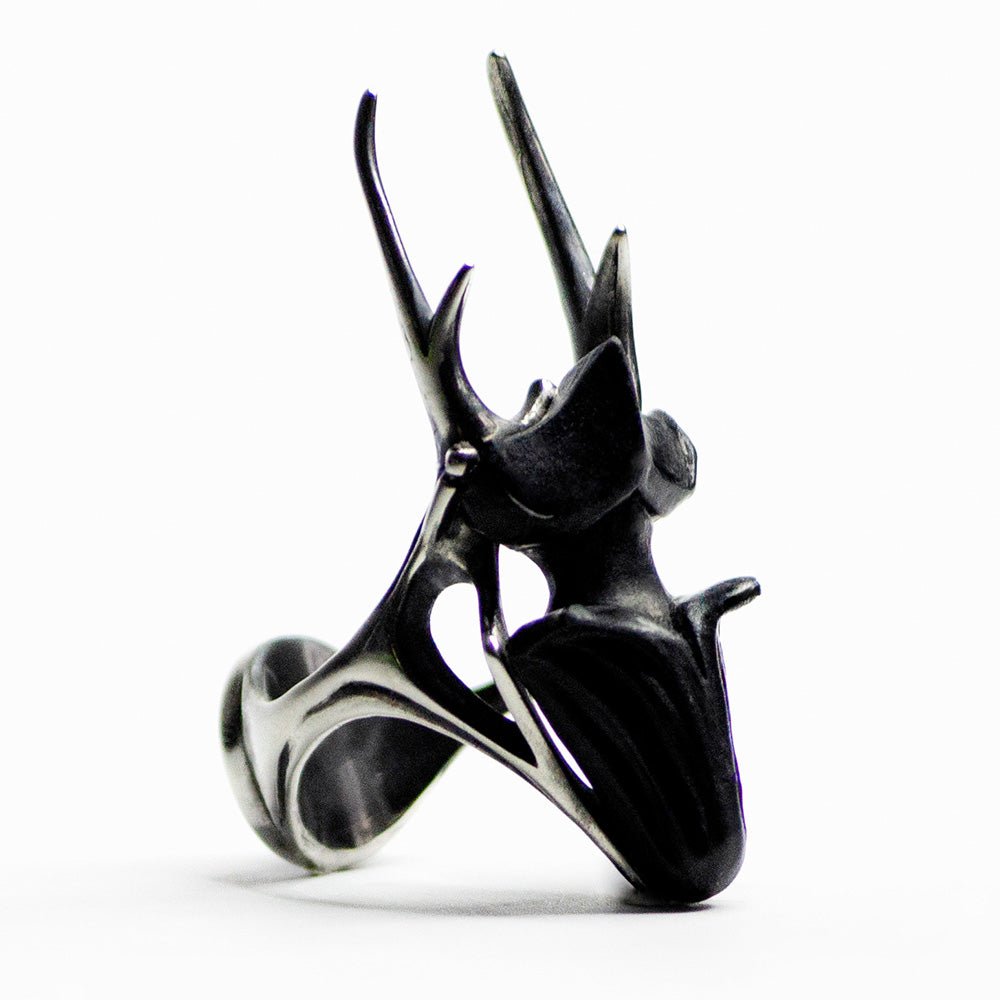STAG BEETLE RING - Macabre Gadgets Store
