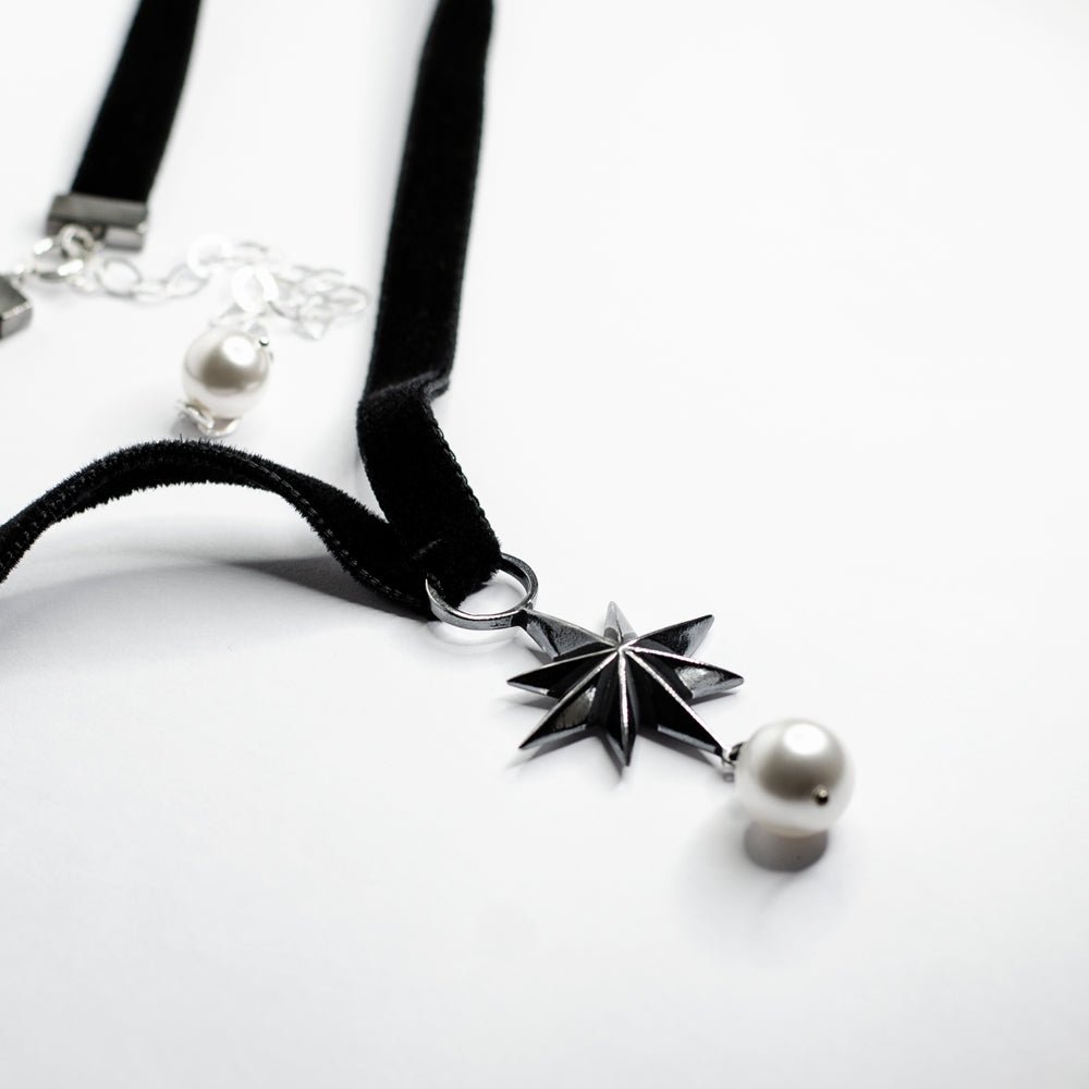STAR NECKLACE - Macabre Gadgets Store
