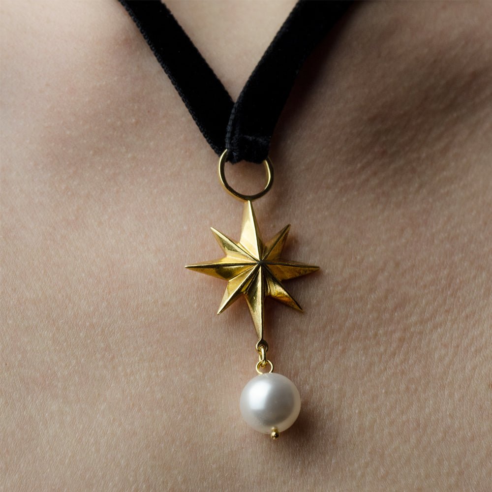 STAR NECKLACE - Macabre Gadgets Store
