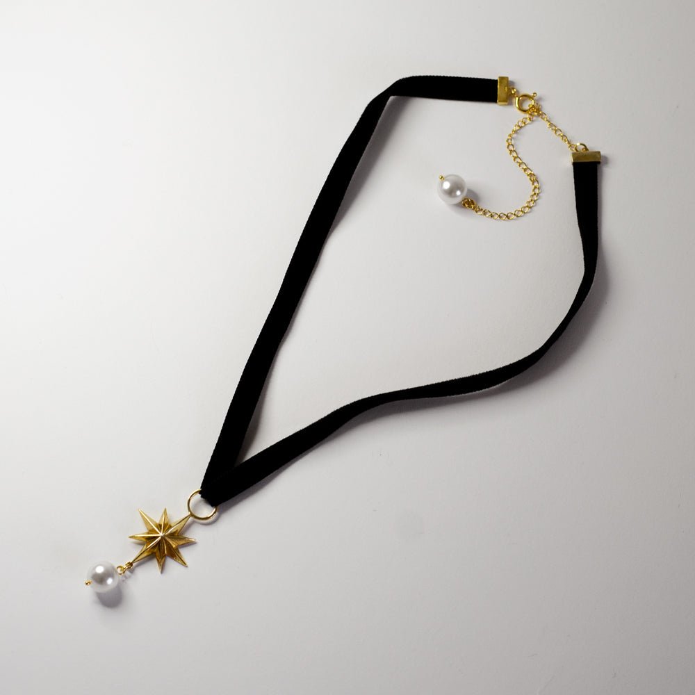 STAR NECKLACE - Macabre Gadgets Store