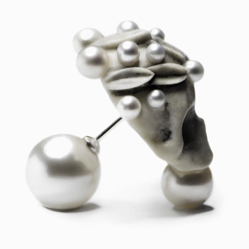 TRIDACNA EARRINGS - Macabre Gadgets Store