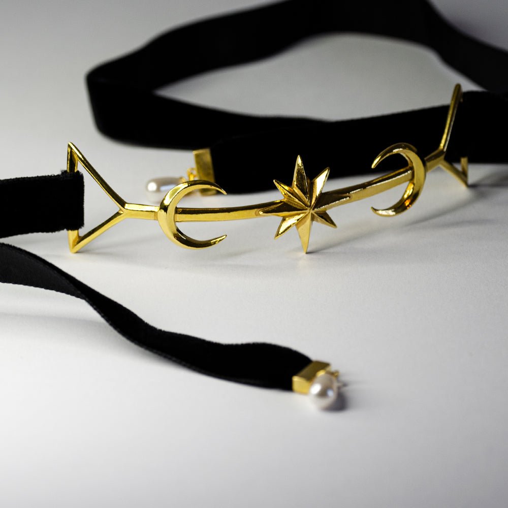 TWIN MOON CHOKER - Macabre Gadgets Store