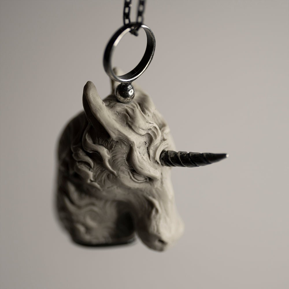 WHITE UNICORN PENDANT - Macabre Gadgets Store
