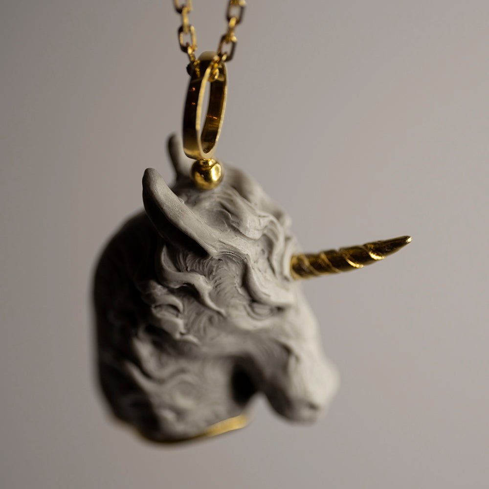 WHITE UNICORN PENDANT - Macabre Gadgets Store