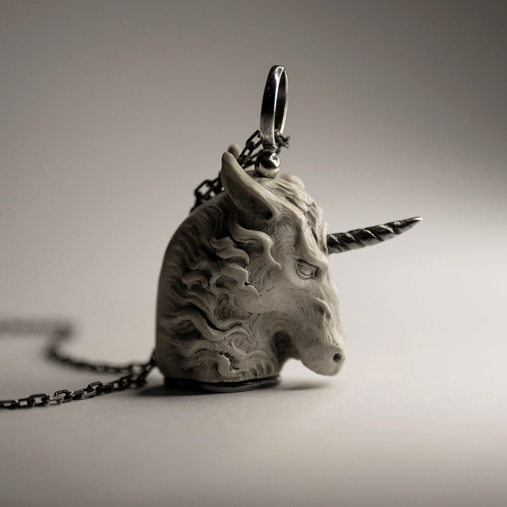 WHITE UNICORN PENDANT - Macabre Gadgets Store